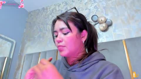  KIM  online show from March 8, 2026, 2:59 am