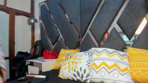 Snapshot of kimianal chatting on February 7, 2026, 3:05 pm Kimy online show from February 7, 2026, 3:05 pm