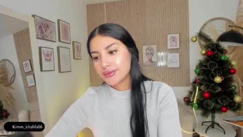 Snapshot of kimm_khalifa chatting on December 31, 2024, 12:57 pm Kim online show from December 31, 2024, 12:57 pm