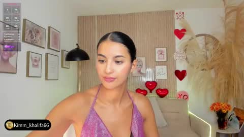 Snapshot of kimm_khalifa chatting on February 22, 2025, 12:38 am Kim online show from February 22, 2025, 12:38 am
