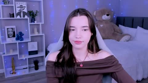 Snapshot of kimm_wong chatting on May 14, 2026, 3:57 am kimm wong online show from May 14, 2026, 3:57 am