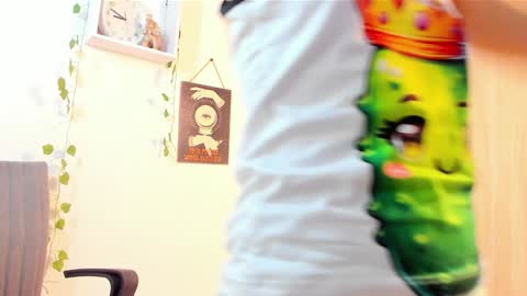 Kimm online show from December 18, 2024, 3:58 am