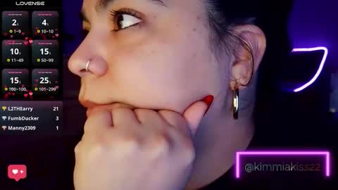 Snapshot of kimmiakiss22 chatting on February 19, 2026, 2:07 am Kimmi online show from February 19, 2026, 2:07 am