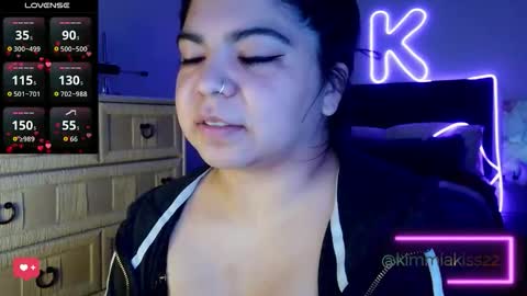 Snapshot of kimmiakiss22 chatting on February 21, 2026, 9:49 pm Kimmi online show from February 21, 2026, 9:49 pm