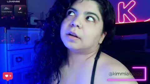 Snapshot of kimmiakiss22 chatting on February 28, 2026, 2:01 am Kimmi online show from February 28, 2026, 2:01 am