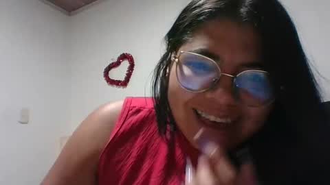 Snapshot of kimmy_kimmy_ chatting on January 4, 2025, 2:14 am Kimmy online show from January 4, 2025, 2:14 am