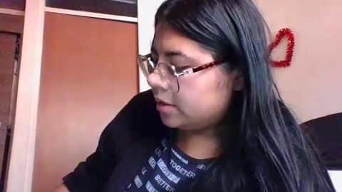 Snapshot of kimmy_kimmy_ chatting on January 24, 2025, 9:15 pm Kimmy online show from January 24, 2025, 9:15 pm