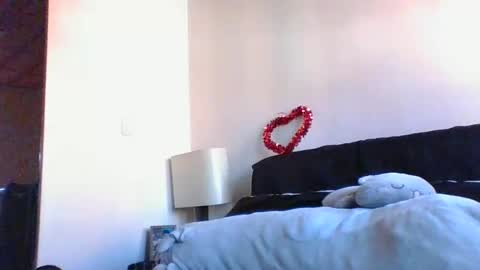 Snapshot of kimmy_kimmy_ chatting on January 27, 2025, 9:44 pm Kimmy online show from January 27, 2025, 9:44 pm