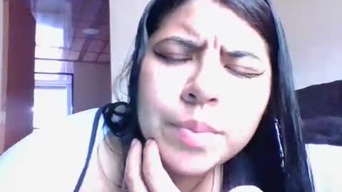 Snapshot of kimmy_kimmy_ chatting on February 10, 2025, 5:19 pm Kimmy online show from February 10, 2025, 5:19 pm