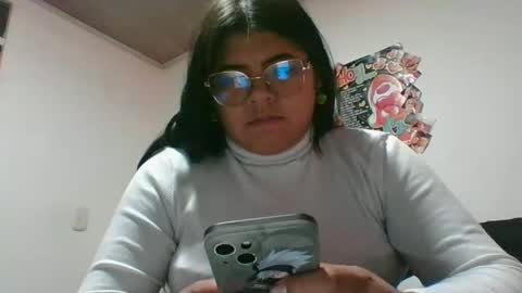 Snapshot of kimmy_kimmy_ chatting on February 21, 2025, 10:04 pm Kimmy online show from February 21, 2025, 10:04 pm