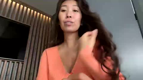 Kimmy online show from January 6, 2025, 12:02 pm