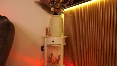 Andreea online show from December 16, 2025, 9:42 pm