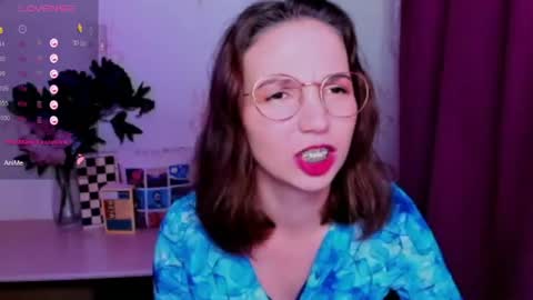 Snapshot of kindhazelhere_ chatting on July 12, 2026, 4:03 am Hazel online show from July 12, 2026, 4:03 am