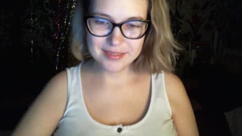 kindsweet online show from March 5, 2025, 1:42 am