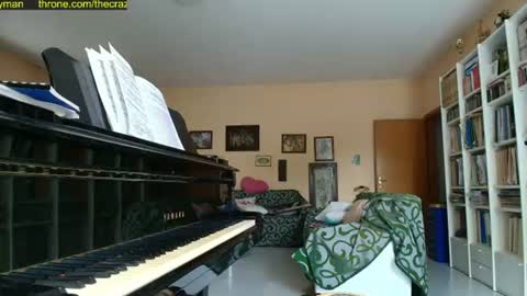 Snapshot of king7045 chatting on July 3, 2026, 8:21 am king7045 online show from July 3, 2026, 8:21 am