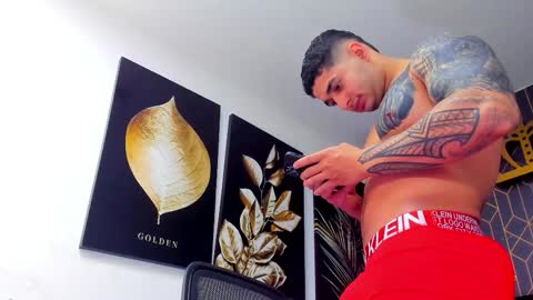 Angel Falconer online show from October 5, 2025, 1:04 am