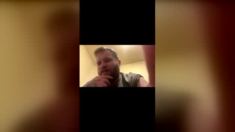 kingabyss12 online show from April 17, 2026, 5:49 pm