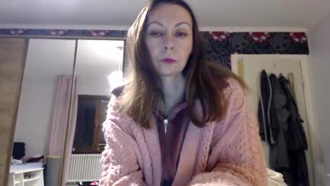sexysexyhotwetpinkredpussy online show from November 16, 2025, 6:57 pm