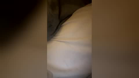 kingbbc6547 online show from February 11, 2026, 10:42 am