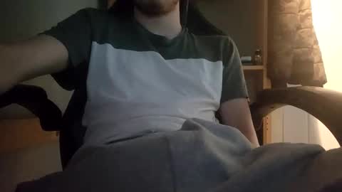 Snapshot of kingcharlez_04 chatting on February 21, 2025, 7:32 pm kingcharlez_04 online show from February 21, 2025, 7:32 pm