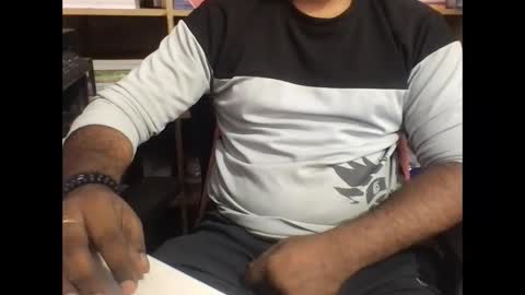 kingcobra_08 online show from May 9, 2026, 3:12 am