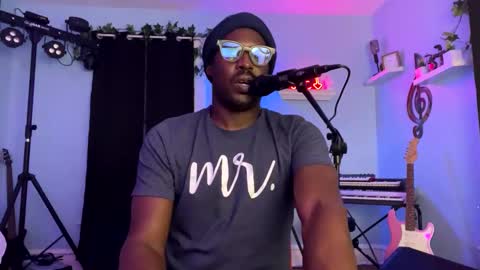 Snapshot of kingcorbra chatting on December 10, 2024, 4:56 am KC online show from December 10, 2024, 4:56 am