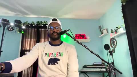 Snapshot of kingcorbra chatting on February 13, 2025, 7:10 pm KC online show from February 13, 2025, 7:10 pm