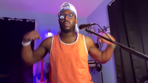 Snapshot of kingcorbra chatting on March 7, 2025, 5:18 am KC online show from March 7, 2025, 5:18 am