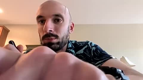 kingdaddysayless online show from April 27, 2026, 8:07 pm