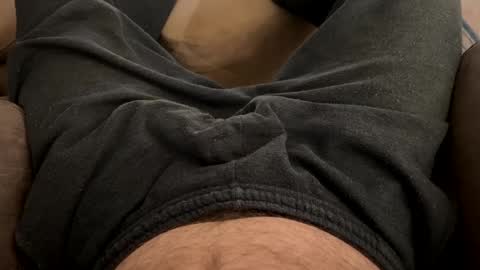 Snapshot of kinger2015 chatting on December 30, 2024, 7:32 pm kinger2015 online show from December 30, 2024, 7:32 pm