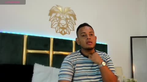 kingg_jay online show from May 19, 2026, 11:49 am
