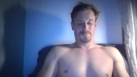 kingharold92 online show from June 3, 2026, 9:53 pm