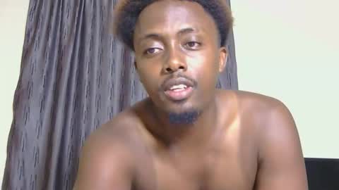 Snapshot of kinghornydk chatting on March 22, 2026, 9:18 pm kinghornydk online show from March 22, 2026, 9:18 pm