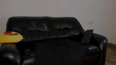 Snapshot of kingmallcom chatting on January 17, 2026, 12:43 pm The King online show from January 17, 2026, 12:43 pm