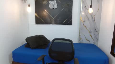 KING  online show from March 23, 2026, 3:21 am