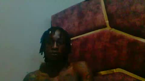 kingp25465474 online show from November 12, 2025, 11:58 pm