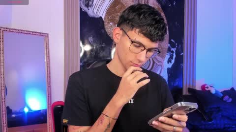  A L E X  online show from April 2, 2026, 2:53 am