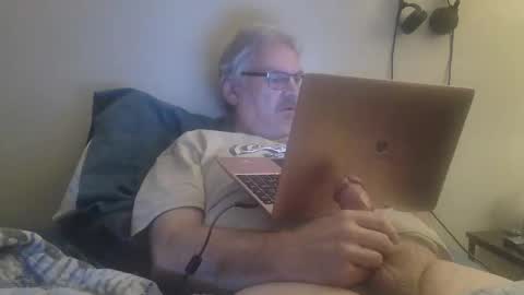 kingtongue10 online show from February 28, 2026, 12:39 pm