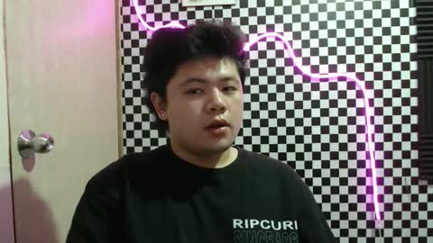 Yuki online show from March 5, 2026, 6:42 am