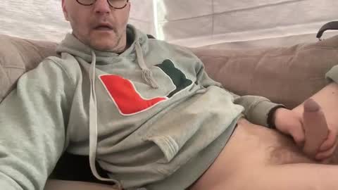 Snapshot of kinky_daddy4u chatting on January 28, 2025, 9:51 am kinky_daddy4u online show from January 28, 2025, 9:51 am