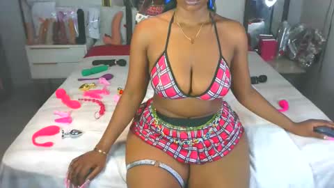 KinyBunz online show from February 21, 2026, 1:06 am