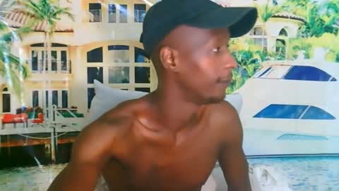 Snapshot of kinkyebonyguy chatting on October 17, 2025, 8:39 am BigD online show from October 17, 2025, 8:39 am