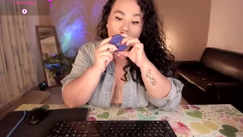 Snapshot of kinkyelise chatting on October 12, 2025, 9:52 am Jenny online show from October 12, 2025, 9:52 am