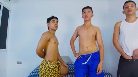 kinkyhousexxx online show from January 31, 2026, 10:30 pm