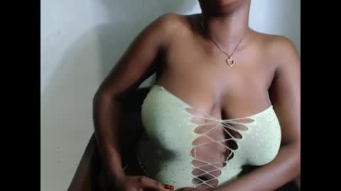 kinkyjuicexx online show from April 7, 2026, 10:31 pm
