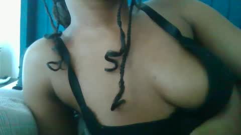 Snapshot of kinkykyrra chatting on January 15, 2025, 12:36 pm kinkykyrra online show from January 15, 2025, 12:36 pm