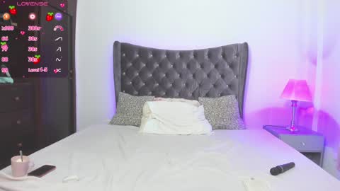 Snapshot of kinkyworld_ chatting on January 14, 2025, 7:38 am FREE ONLYFANS online show from January 14, 2025, 7:38 am