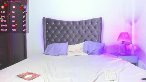 Snapshot of kinkyworld_ chatting on March 10, 2025, 5:54 am FREE ONLYFANS online show from March 10, 2025, 5:54 am