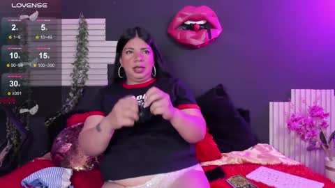 kinkyy_mom online show from June 6, 2026, 1:49 pm