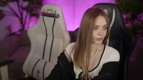 Snapshot of kira0541 chatting on April 22, 2026, 7:11 am Sweet girls online show from April 22, 2026, 7:11 am
